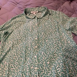 Blouse with leaf green motif